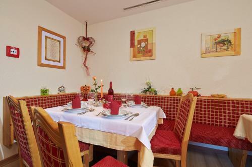 Hostal Fremdenpension Alpenruhe