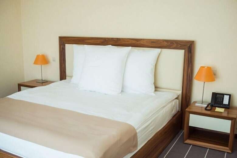 Hotel Ost West Club