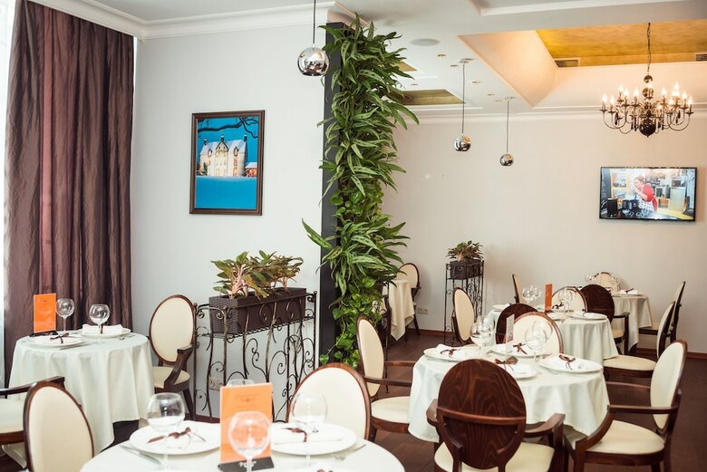 Hotel Ost West Club