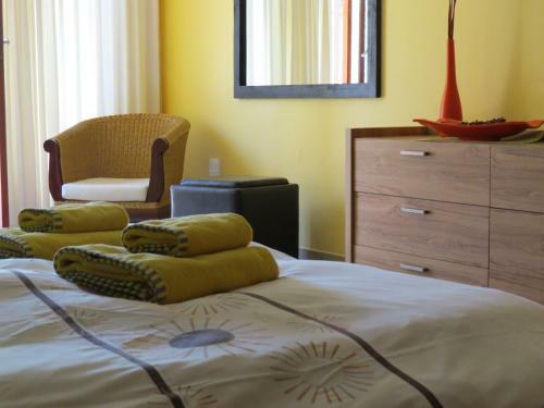 Beach Walk House And Cottage - Self Catering