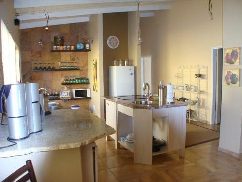 Beach Walk House And Cottage - Self Catering