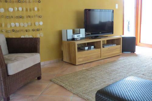 Beach Walk House And Cottage - Self Catering