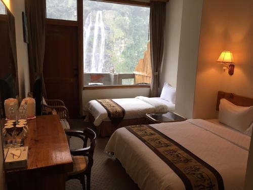 Naluwan Spring Resort Hotel