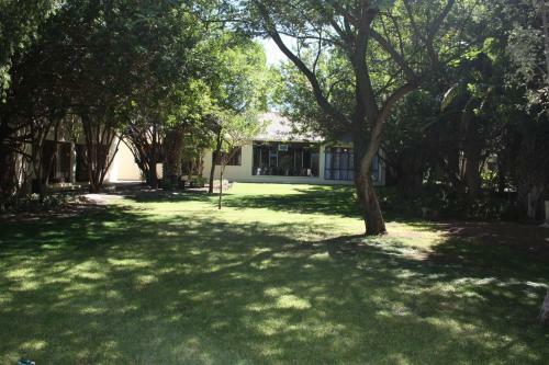 Hostal Karoopark Guest House