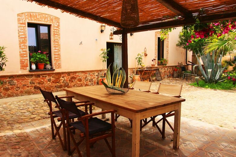 Bed & Breakfast Is Scabas