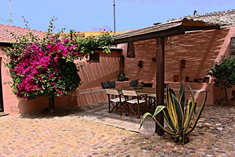 Bed & Breakfast Is Scabas