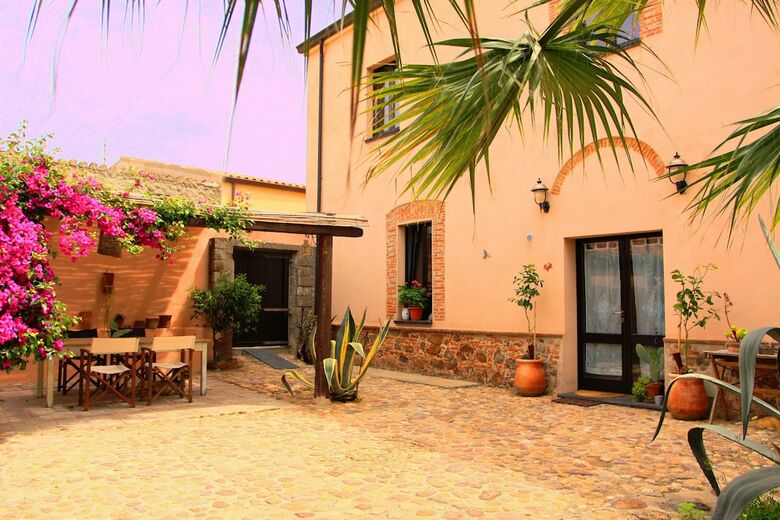 Bed & Breakfast Is Scabas