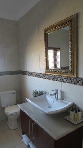 Hostal Stone Olive