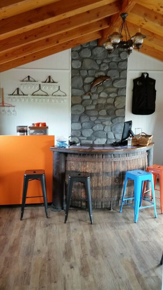 Hostal River Rock Estate