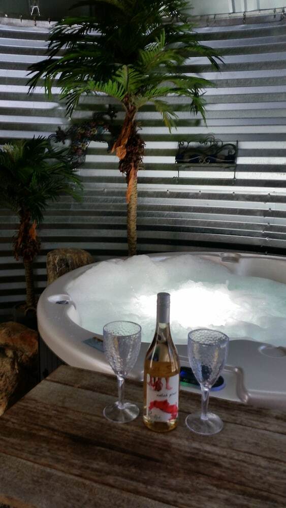 Hostal River Rock Estate