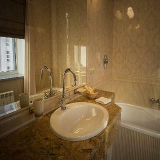 Razumovsky Business Club Hotel