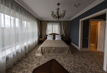 Razumovsky Business Club Hotel