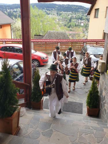 Hostal Pensiunea Valcinet