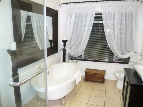 Hostal Dusk To Dawn Guesthouse