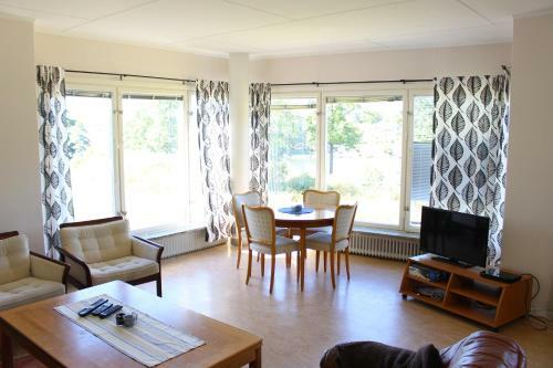Liljeholmen Herrg�rd Hostel