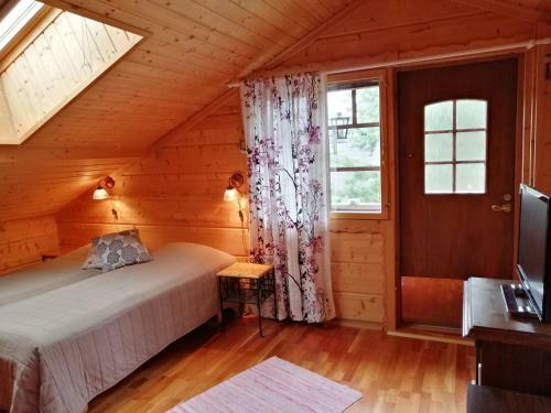 Hostal Tahkonhovi Golden Chalet