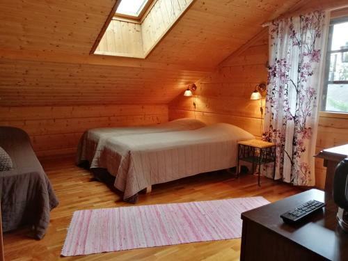 Hostal Tahkonhovi Golden Chalet