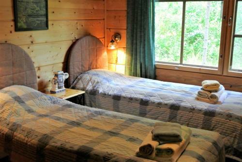 Hostal Tahkonhovi Golden Chalet