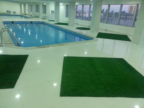 Seven Days Hotel