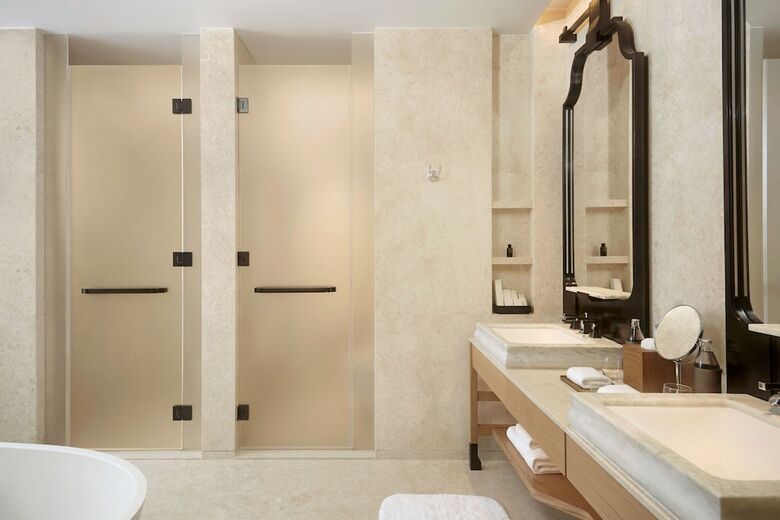 Hotel Dusit Thani Bangkok