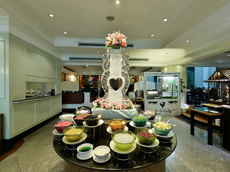 Windsor Suites Hotel