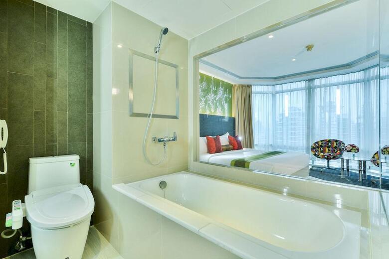 Windsor Suites Hotel