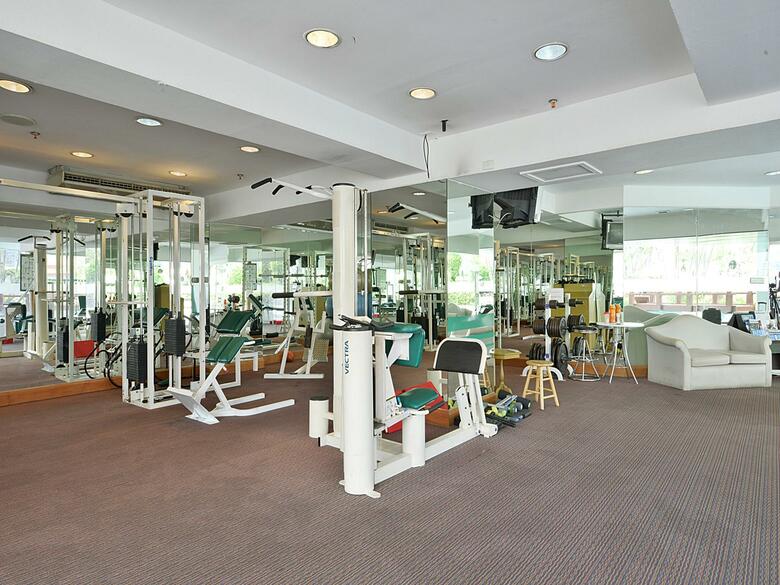 Windsor Suites Hotel