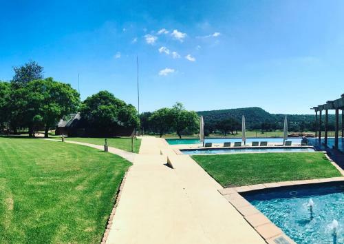 Lodge Olievenfontein Private Game Reserve
