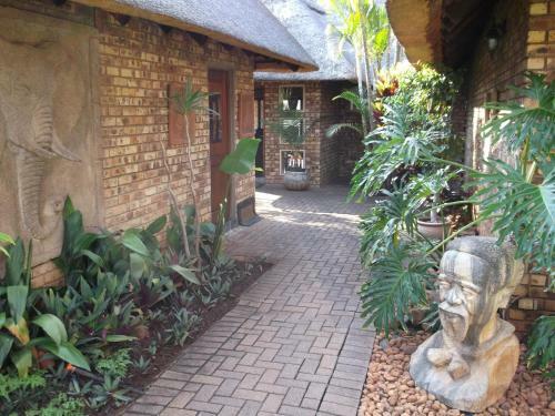 Villa Khandizwe River Lodge