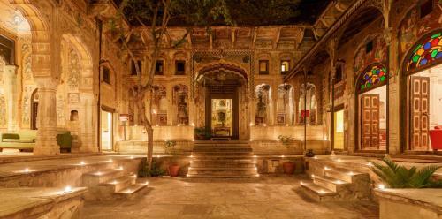 Hotel Vivaana