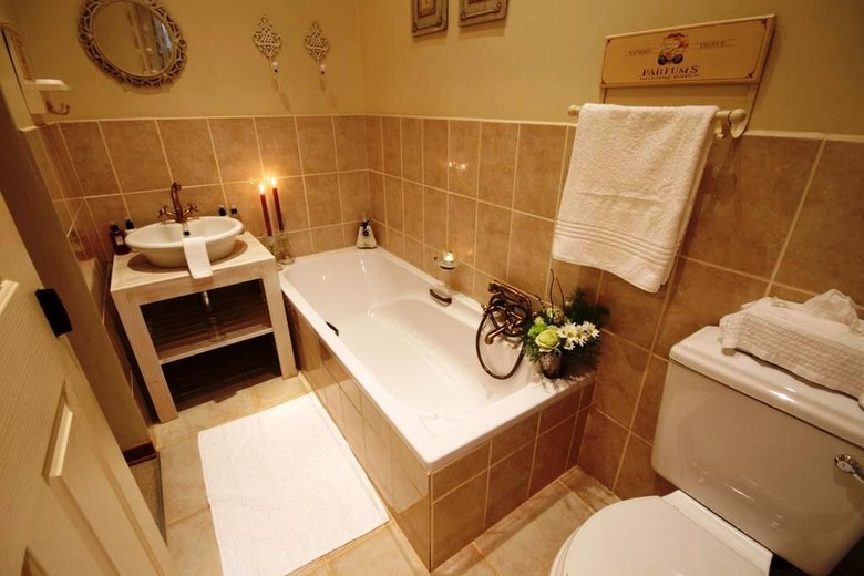 Hostal The Falls Guest House