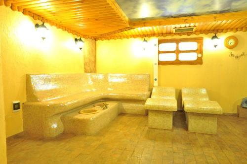 Hotel Myslyvskiy Dvir