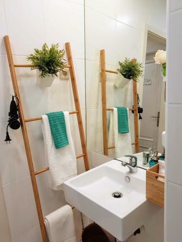 Hostal Braga Bells Guesthouse
