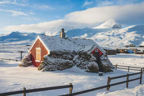 �lfheimar Hotel