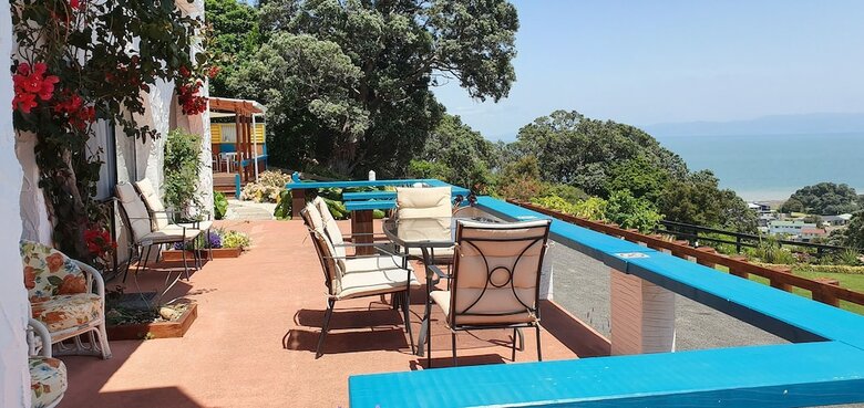 Hostal La Casa Te Puru Lodge