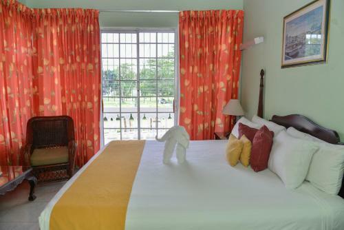 Foote Prints On The Sands Hotel