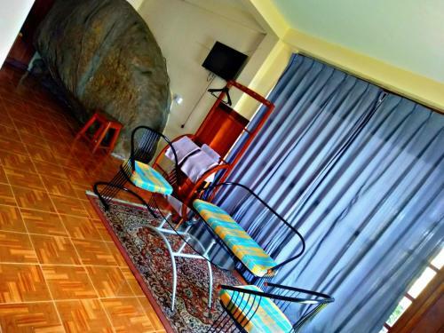 Hotel Sri Lak View Holiday Inn