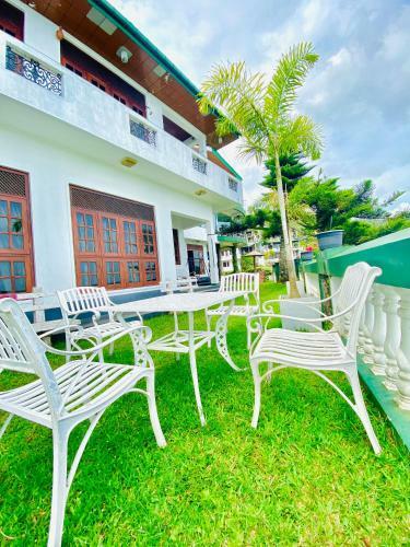 Hotel Sri Lak View Holiday Inn