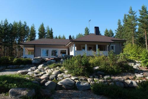 Holiday Homes Majoinen