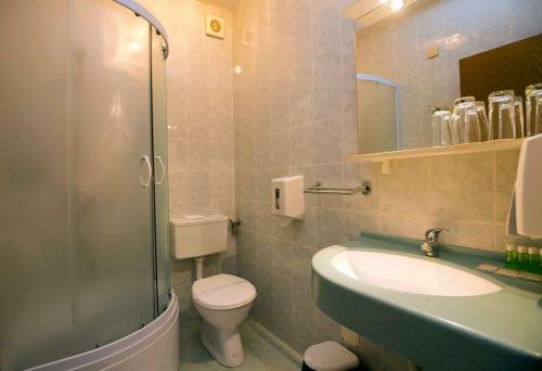 Hostal Motel Kod Bakija