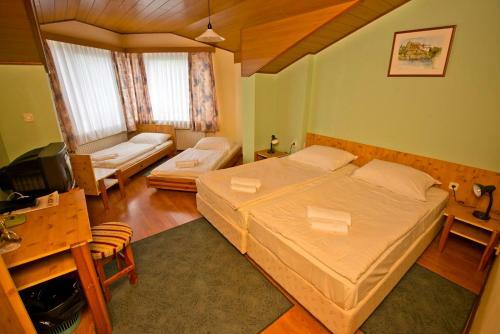 Hostal Motel Kod Bakija