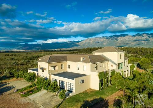 Hostal Guinevere Guest Farm