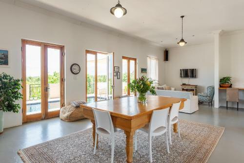 Hostal Guinevere Guest Farm