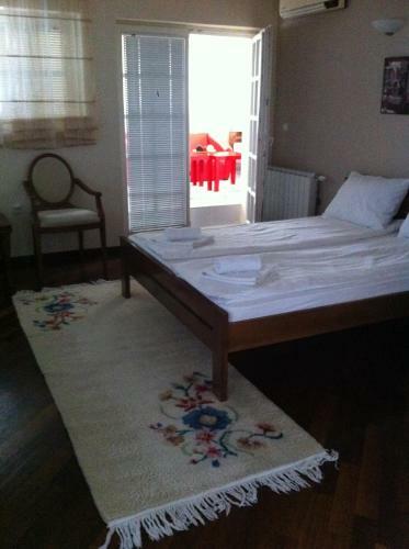 Hostal Sunny House