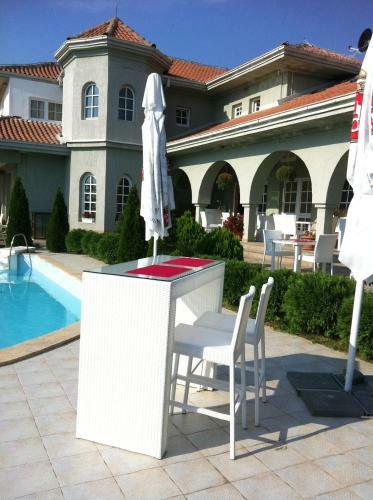 Hostal Sunny House