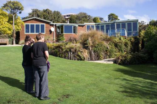 Bed & Breakfast Sails Ashore Lodge