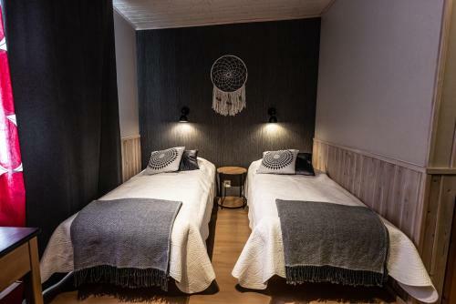 Hotel Isokenk�isten Klubi