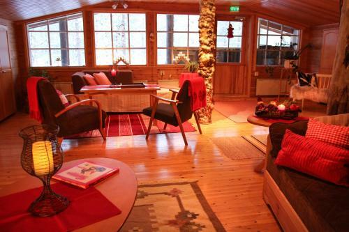 Hotel Isokenk�isten Klubi