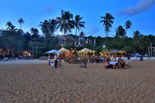 Hotel Thaprobane Beach House