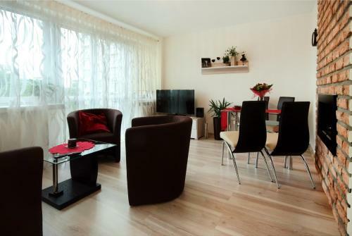 Bt Apartament Odzie?owa